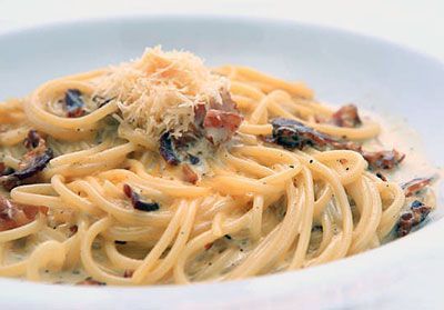 como hacer espaguetis a la carbonara sin nata